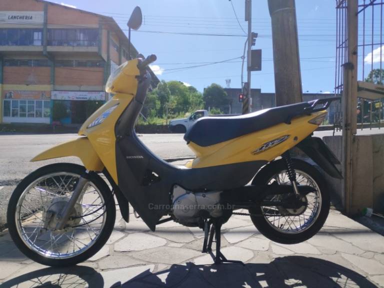 HONDA - BIZ 125 - 2007/2008 - Amarela - R$ 8.800,00