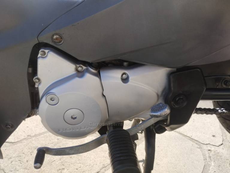 HONDA - BIZ 125 - 2007/2008 - Amarela - R$ 8.800,00