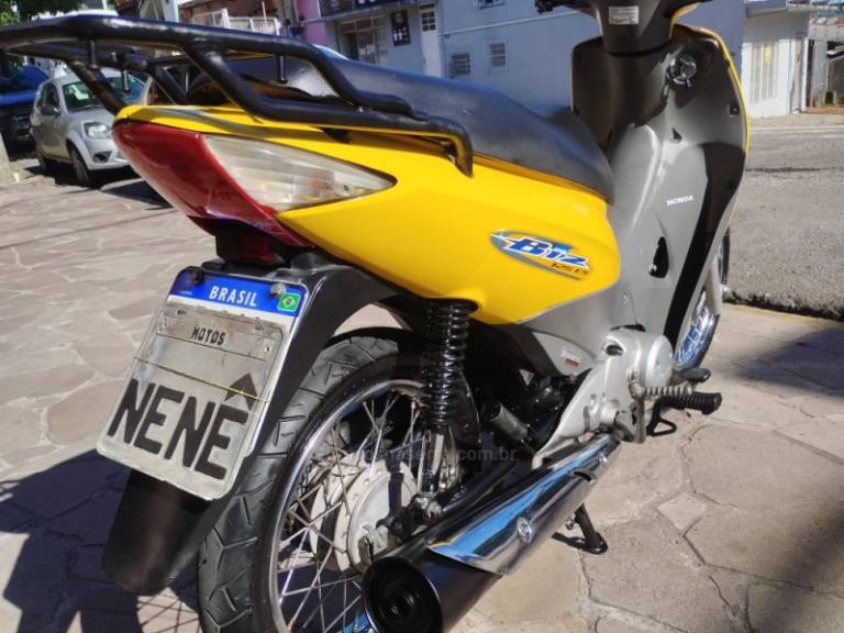 HONDA - BIZ 125 - 2007/2008 - Amarela - R$ 8.800,00