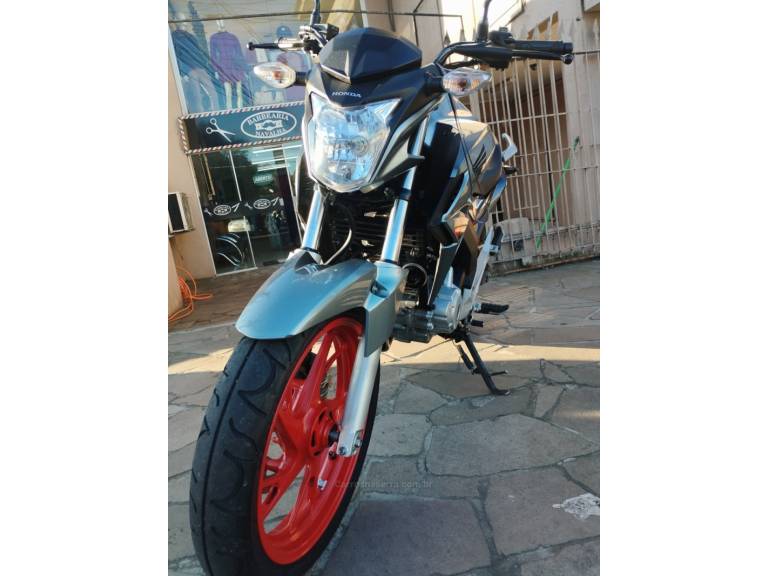 HONDA - CB 250F TWISTER - 2018/2018 - Prata - R$ 18.999,00