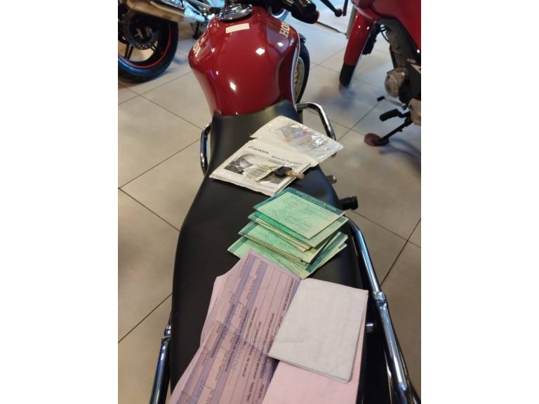 HONDA - CG 125 - 2005/2005 - Vermelha - R$ 7.500,00