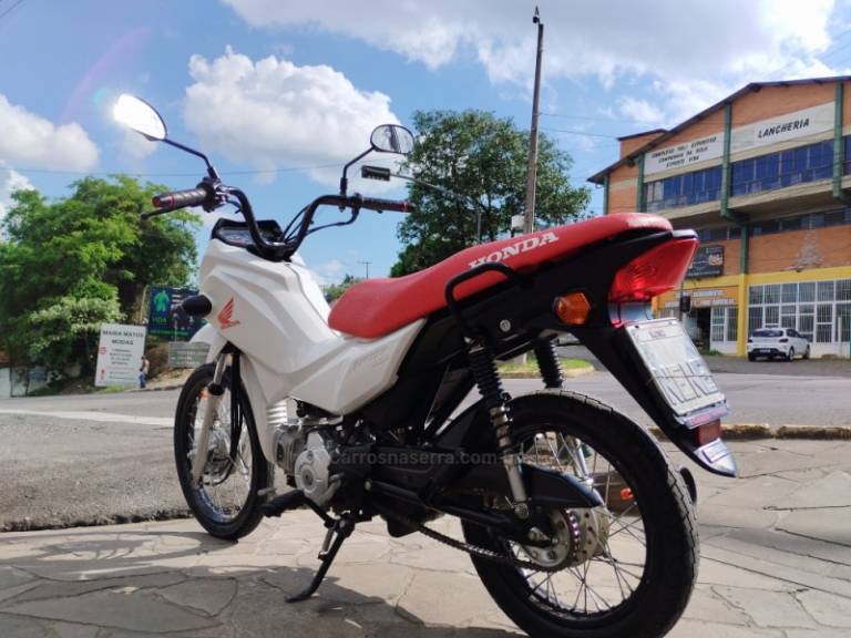 HONDA - POP 110I - 2022/2022 - Branca - R$ 10.500,00