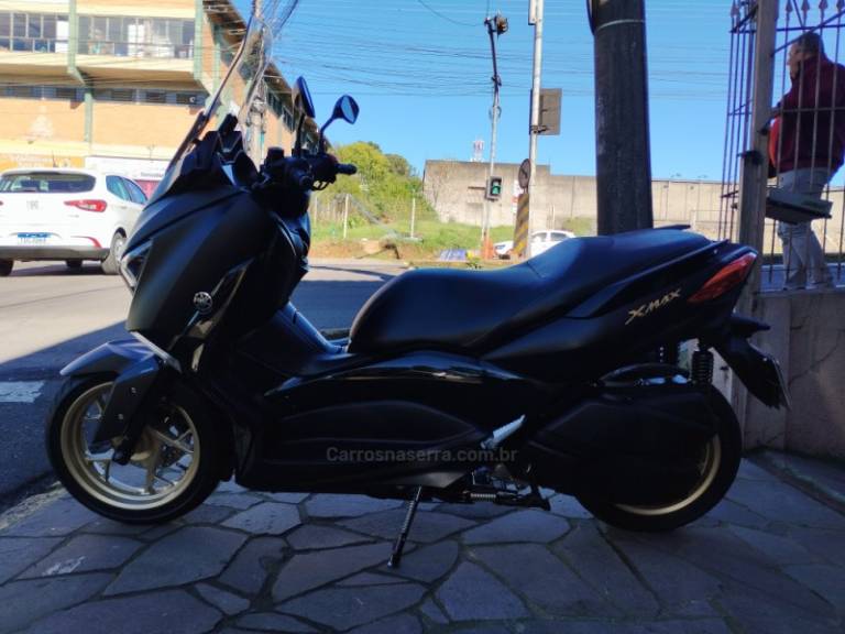 YAMAHA - X MAX - 2021/2021 - Preta - R$ 25.999,00