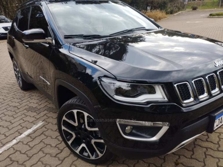 JEEP - COMPASS - 2020/2021 - Preta - R$ 124.500,00
