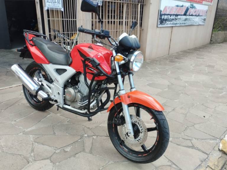 HONDA - CBX 250 TWISTER - 2007/2008 - Vermelha - R$ 11.500,00