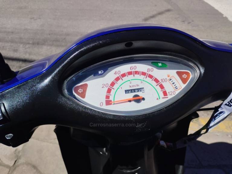 HONDA - BIZ 100 - 2005/2005 - Azul - R$ 6.500,00