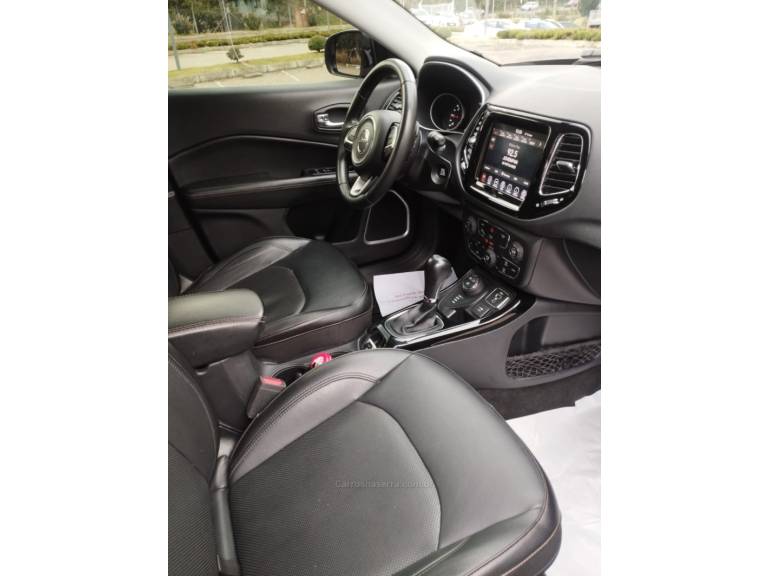JEEP - COMPASS - 2020/2021 - Preta - R$ 124.500,00