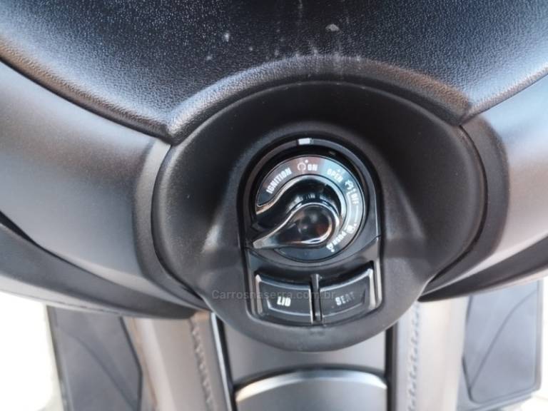 YAMAHA - X MAX - 2021/2021 - Preta - R$ 25.999,00