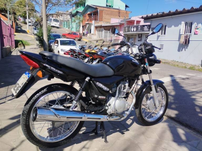 HONDA - CG 150 - 2005/2006 - Preta - R$ 8.500,00