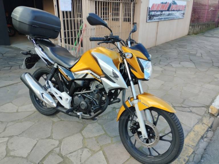 HONDA - CG 160 - 2021/2022 - Amarela - R$ 17.500,00